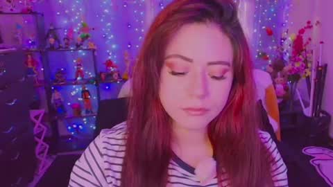 niiky online show from June 9, 8:52 pm