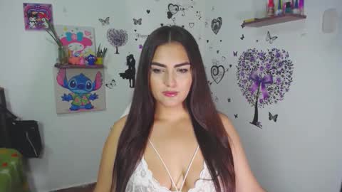 Nina  online show from November 20, 10:40 pm