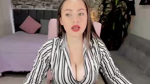 Mariana online show from January 8, 4:44 am