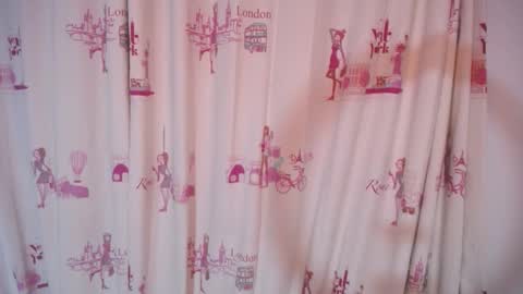 Paris online show from January 11, 8:20 am