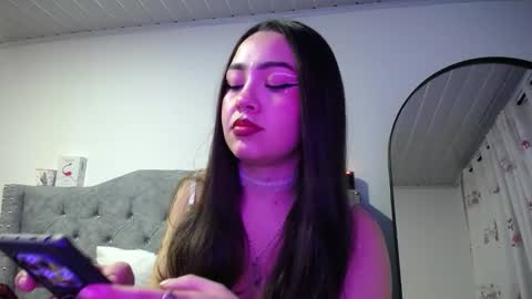 Paris online show from January 13, 8:22 am