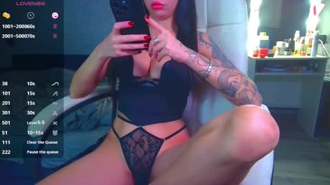 Ilona online show from November 12, 9:00 am