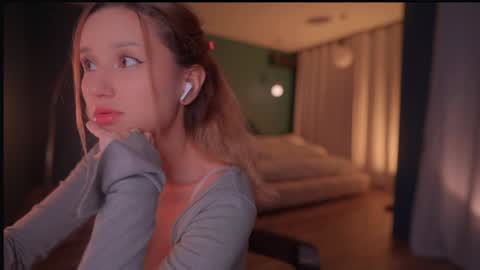 Eva online show from December 3, 11:05 pm