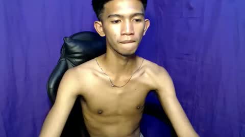 _rellvanxx online show from January 17, 12:20 am