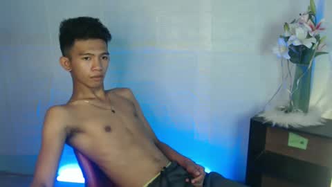 _rellvanxx online show from March 3, 1:12 pm