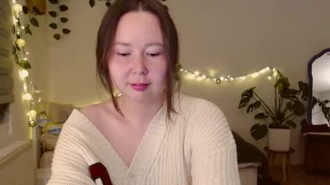Snapshot of _rosie_cheeks_ chatting on September 25, 6:04 pm See you  online show from September 25, 6:04 pm