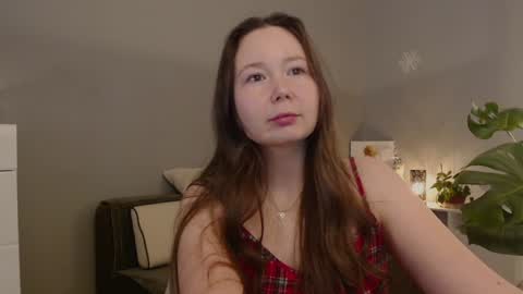 Snapshot of _rosie_cheeks_ chatting on December 10, 9:00 pm See you  online show from December 10, 9:00 pm