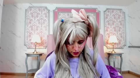     1430  2100  -5  online show from December 10, 8:16 pm