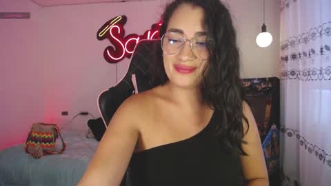  SantaLove  online show from February 5, 9:40 pm