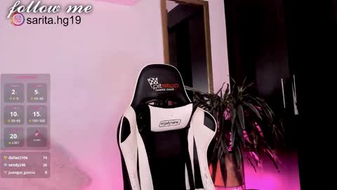 Sara  intagram online show from February 3, 10:25 am