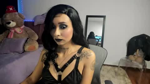 Sarita  online show from November 28, 9:33 pm