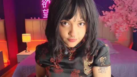 Sara online show from February 22, 8:18 am