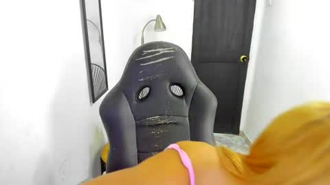 Valerie online show from June 25, 2:52 am