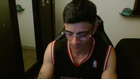 SCHNEIDER online show from February 3, 2:53 am