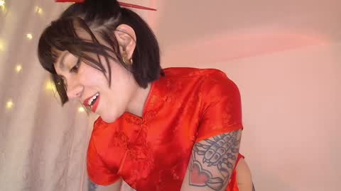 Laura online show from January 4, 6:41 am