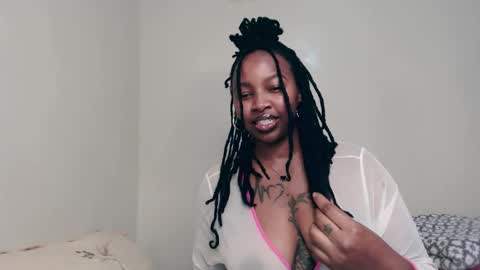 Abbie online show from December 3, 6:19 pm