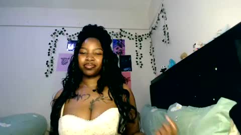 Abbie online show from June 22, 8:16 pm