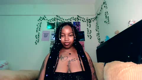 Abbie online show from July 22, 10:01 pm