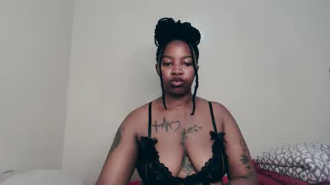 Abbie online show from December 14, 7:25 am