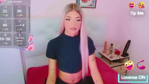 _shadday_ online show from April 8, 5:21 am