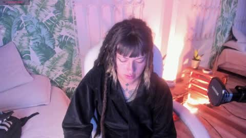 _sharlotte777 online show from April 8, 2:09 pm