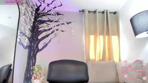    640  200   online show from June 4, 7:42 pm