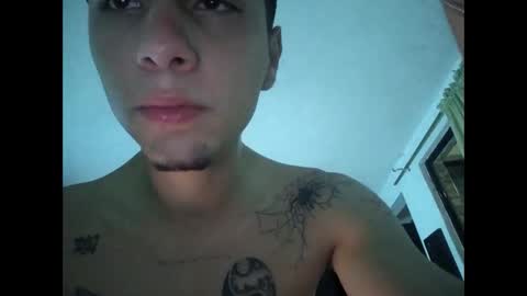 Alejandro Pinzon online show from January 18, 4:04 am