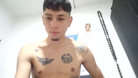 Alejandro Pinzon online show from January 28, 9:50 pm