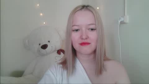 _sweet_smile_ online show from February 10, 10:29 am