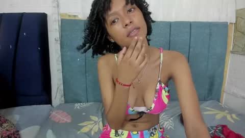 _sweettcandy_ online show from September 16, 4:10 pm