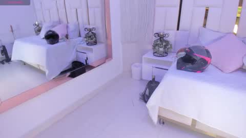 Rousse  online show from September 15, 7:15 pm