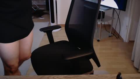 _trythis_ online show from July 11, 11:19 pm