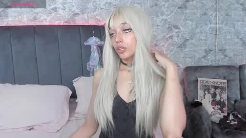 Snapshot of _valuu chatting on October 13, 1:35 pm Valuu online show from October 13, 1:35 pm