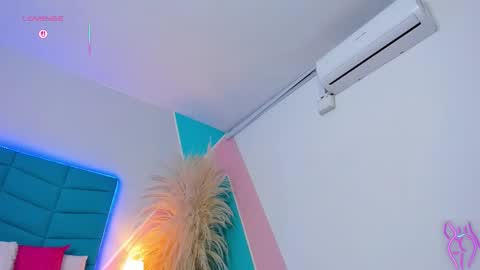 Victoria online show from March 7, 1:27 am