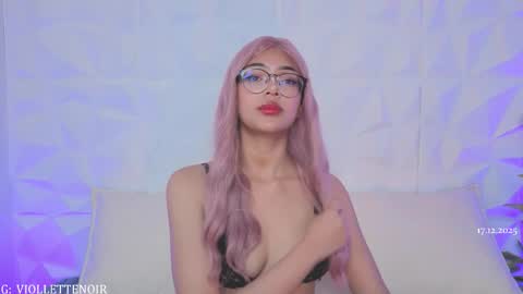 _viollettenoir_ online show from December 17, 9:10 pm