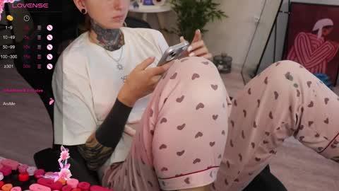 Alis online show from September 26, 9:17 am