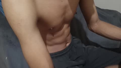 _vov_ online show from December 22, 5:09 pm