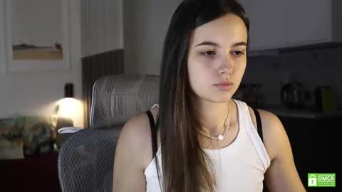 Snapshot of _whoareu_ chatting on October 23, 12:17 pm Kristina online show from October 23, 12:17 pm