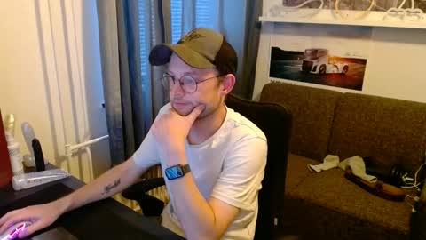 _whoisthatguy_ online show from June 8, 5:58 pm