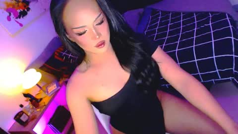 Sofie online show from August 7, 6:17 pm