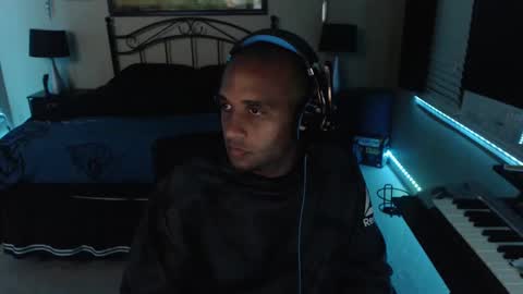 a4orce online show from October 24, 2:23 am