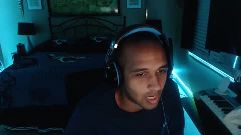 a4orce online show from March 4, 1:23 am