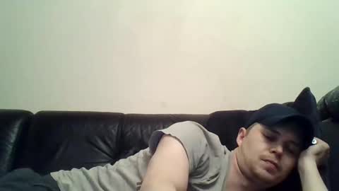 aa11hd online show from April 28, 8:46 pm