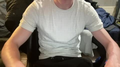 aa667105 online show from May 29, 1:36 am