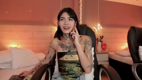 Luni  online show from February 20, 2:41 pm