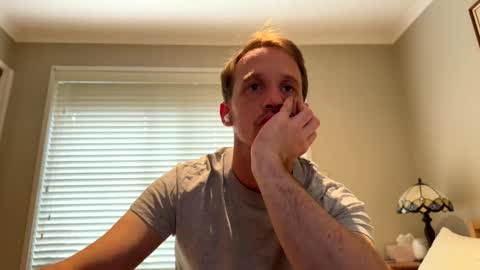 Kris online show from February 24, 8:06 am