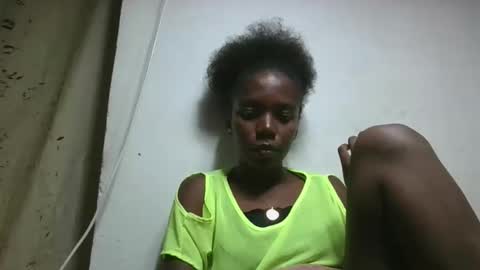 aangevelo online show from December 1, 2:04 pm