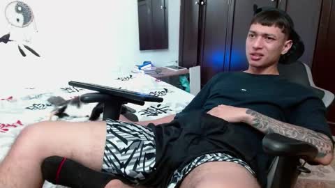 aarman online show from November 12, 5:04 pm