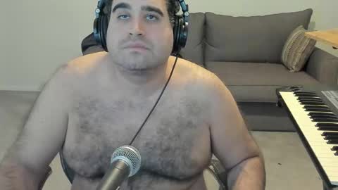 Aaron online show from February 1, 7:55 pm