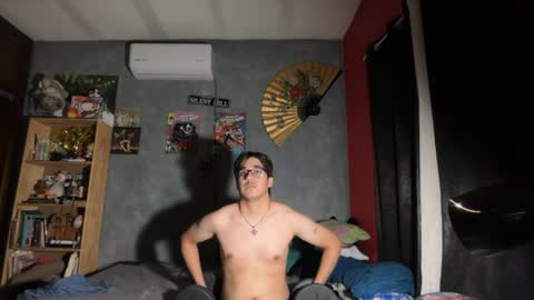aaron_dixon online show from July 14, 6:40 am